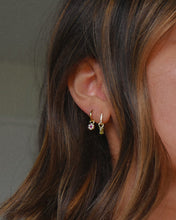 Load image into Gallery viewer, FLORA EARRINGS
