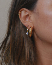 Load image into Gallery viewer, WINNIE EARRINGS
