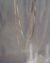 Load image into Gallery viewer, classic thin dainty box chain necklace 
