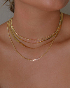 gold curb chain dainty necklace