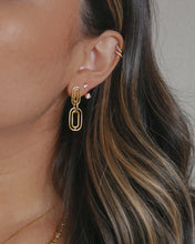 Load image into Gallery viewer, GENEVIEVE EARRINGS

